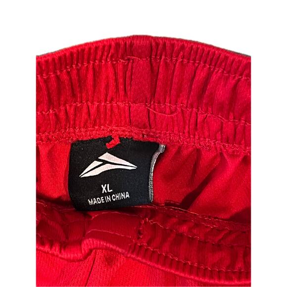 Red Basketball Shorts Mens XL - Picture 3 of 3